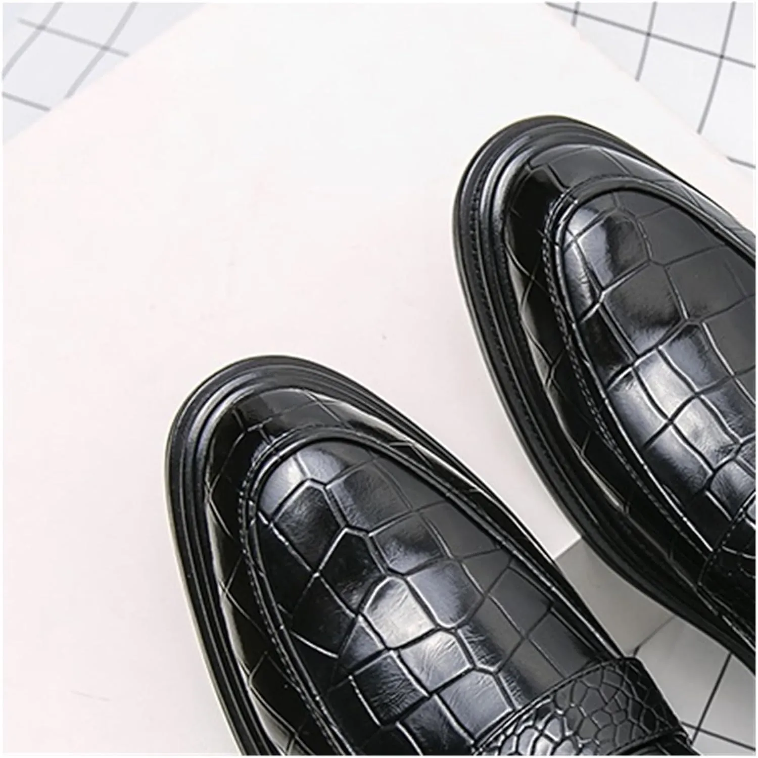 Dress Shoes for Men Leather Slip-On Loafers for Men Designer Pointed Head Dress Shoes