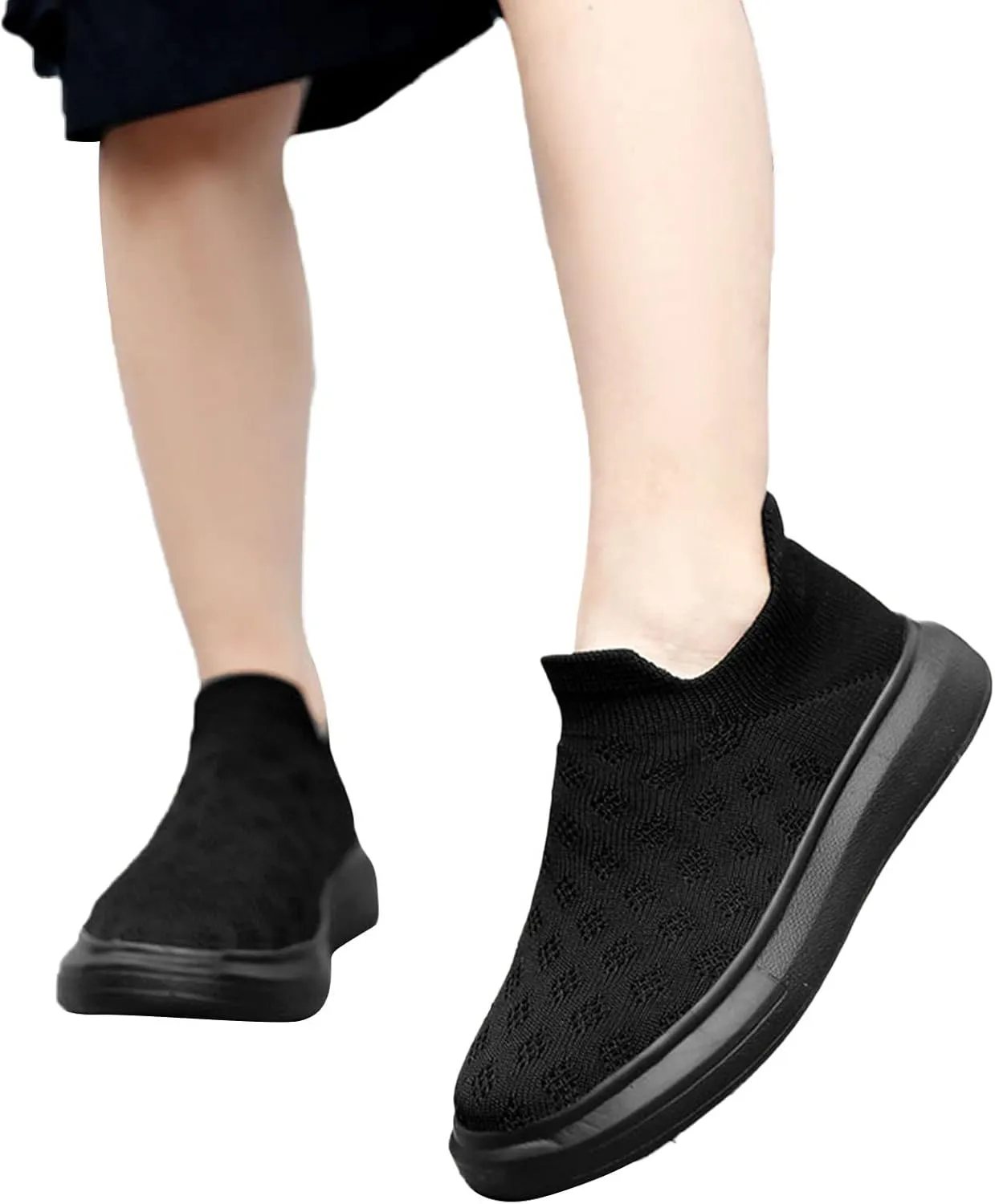 EnJoCho Boys Casual Shoes Boys Mesh Lightweight Breathable Fashion Casual Shoes Sneakers Slip On Outdoor Sports Shoes