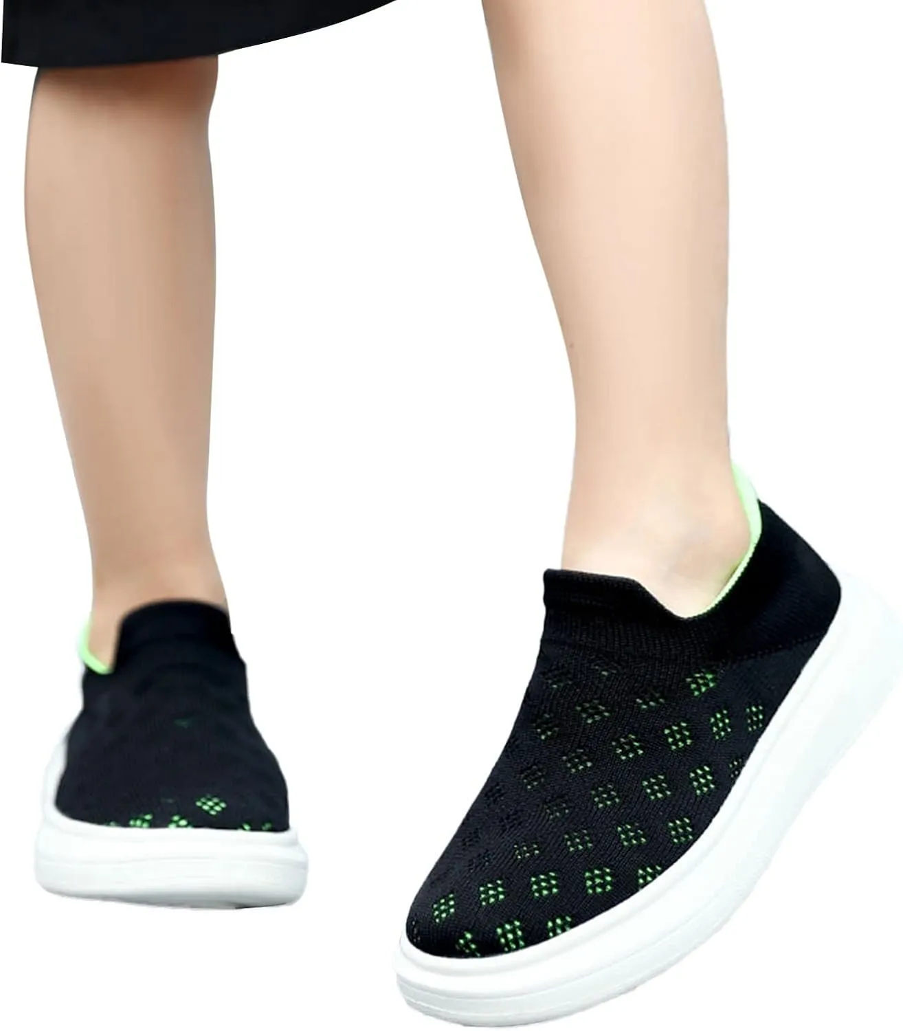 EnJoCho Boys Casual Shoes Boys Mesh Lightweight Breathable Fashion Casual Shoes Sneakers Slip On Outdoor Sports Shoes
