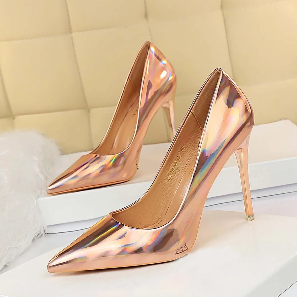 JOEupin Women's Dress Shoes Shiny Pumps Stiletto Fashion Party High Heels Pointed Toe Metallic Club Shoes