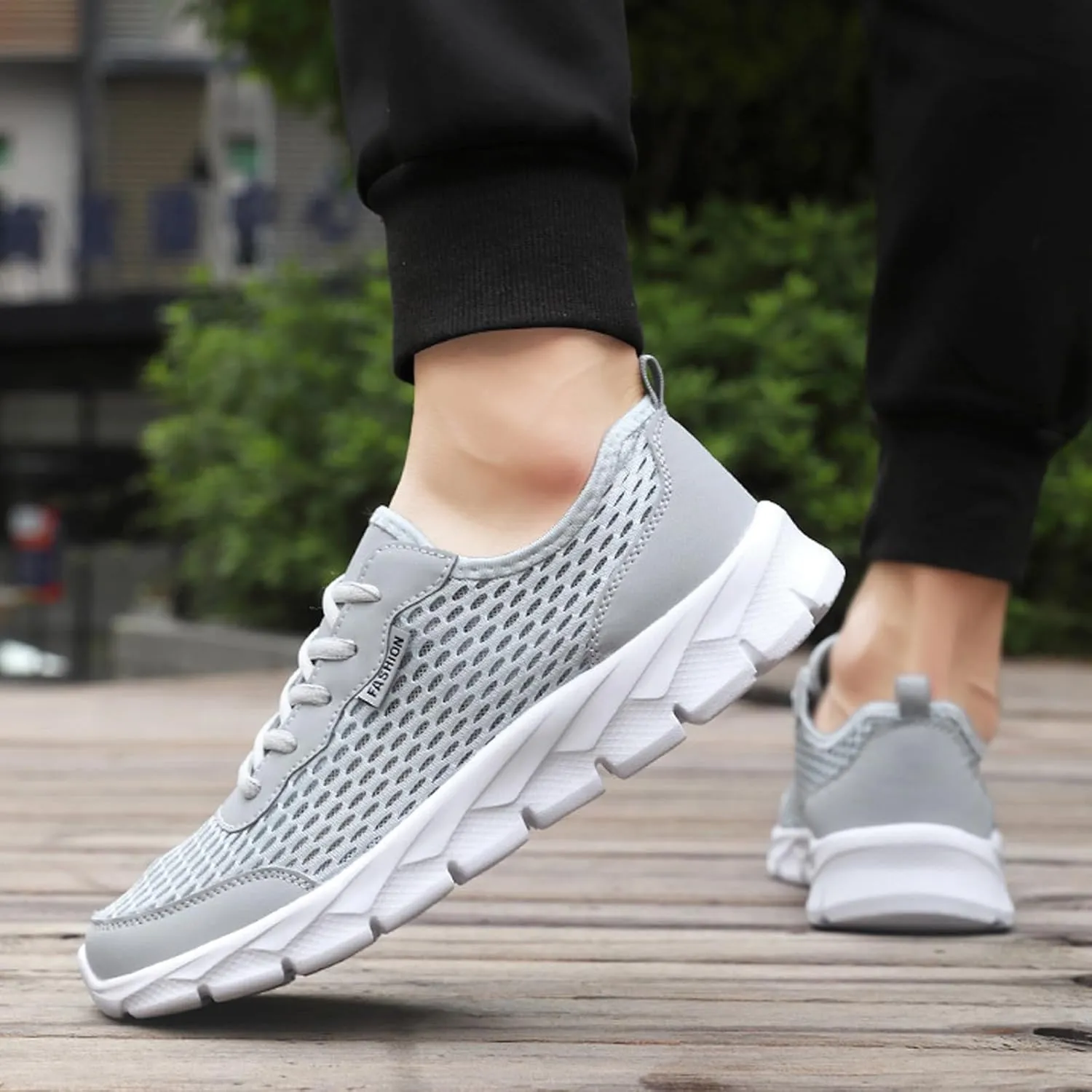 Lightweight Diabetic Shoes for Men Breathable and Light Outdoor Comfy Walking Shoe Casual Elderly Lace Up Shoes