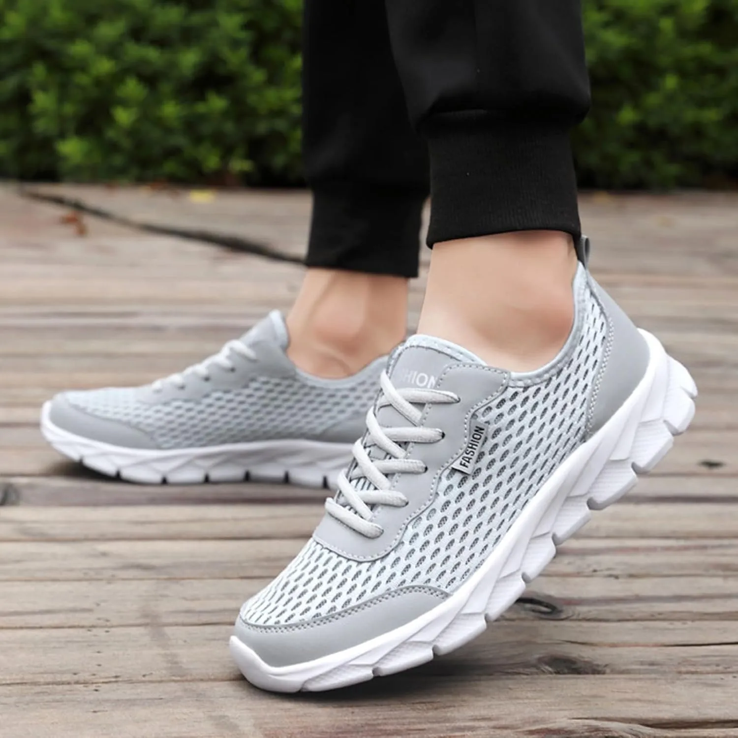 Lightweight Diabetic Shoes for Men Breathable and Light Outdoor Comfy Walking Shoe Casual Elderly Lace Up Shoes