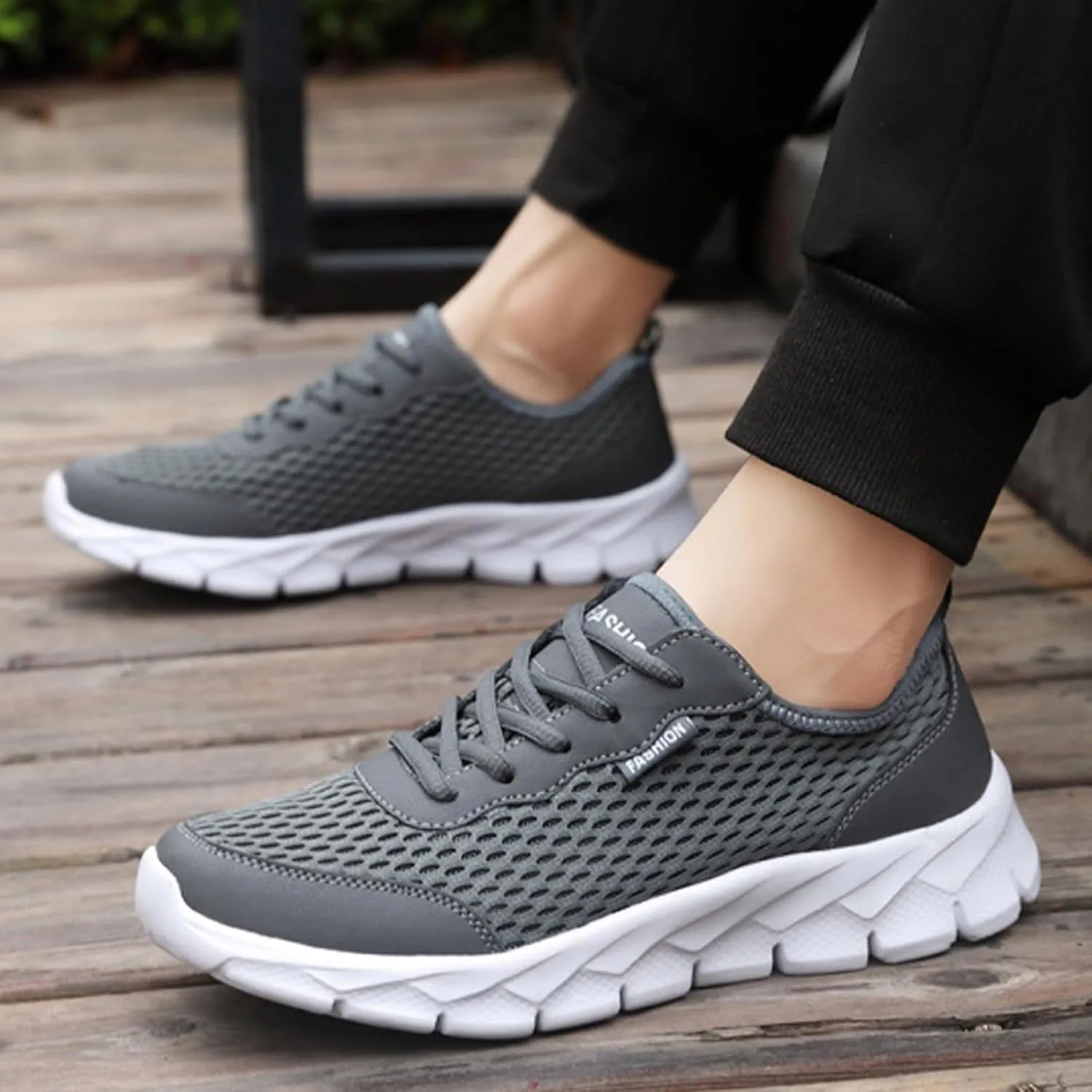 Lightweight Diabetic Shoes for Men Breathable and Light Outdoor Comfy Walking Shoe Casual Elderly Lace Up Shoes