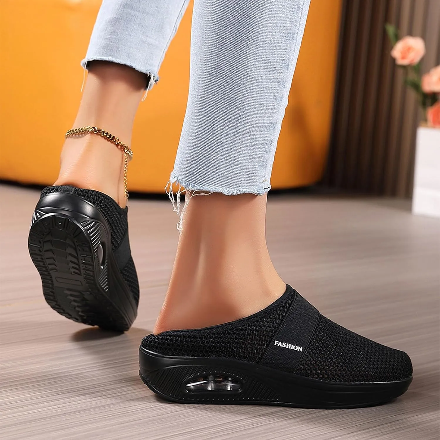 Lightweight Non Slip Sneakers for Men Breathable and Light Outdoor Comfy Walking Shoe Comfortable Stretch Shoes