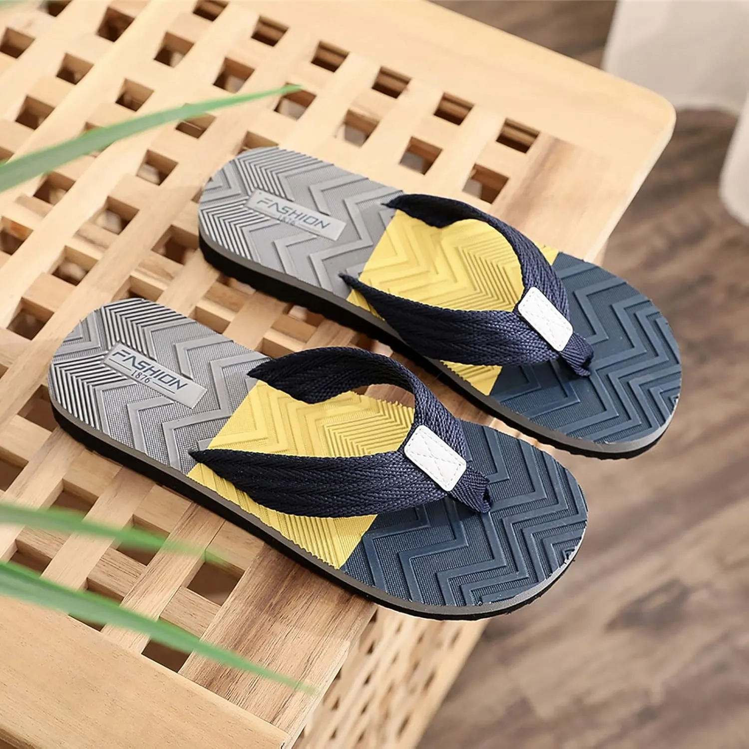 Men Classical Comfortable Flip Flop Fashion Sandals Slide Sandals Beach Slippers Skate Flip Flip Flops for Men Go Walk