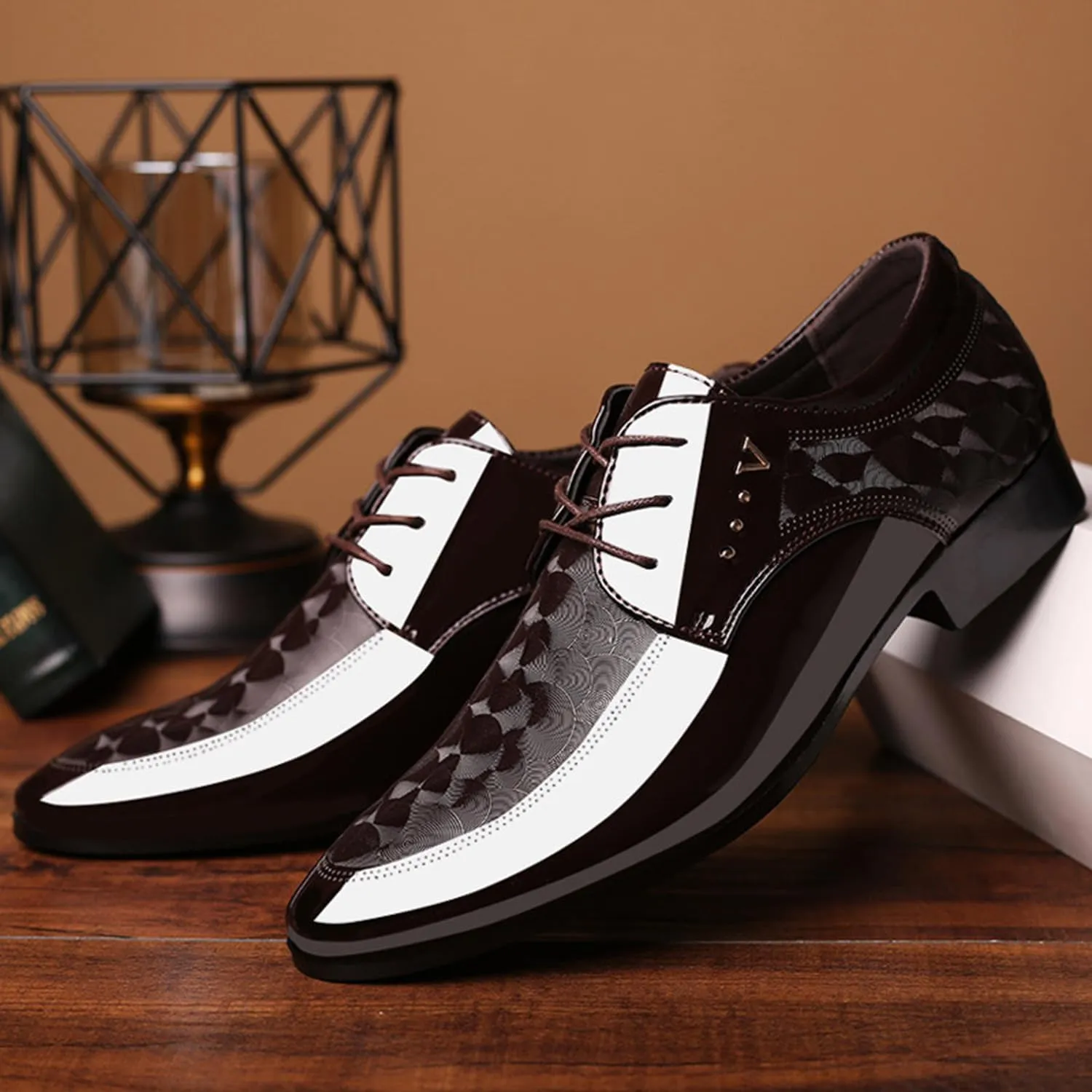 Men's Dress Shoes Shiny Patent Leather Tuxedo Oxfords Business Derby Shoes Formal Wedding Shoes Classic Suit Shoes