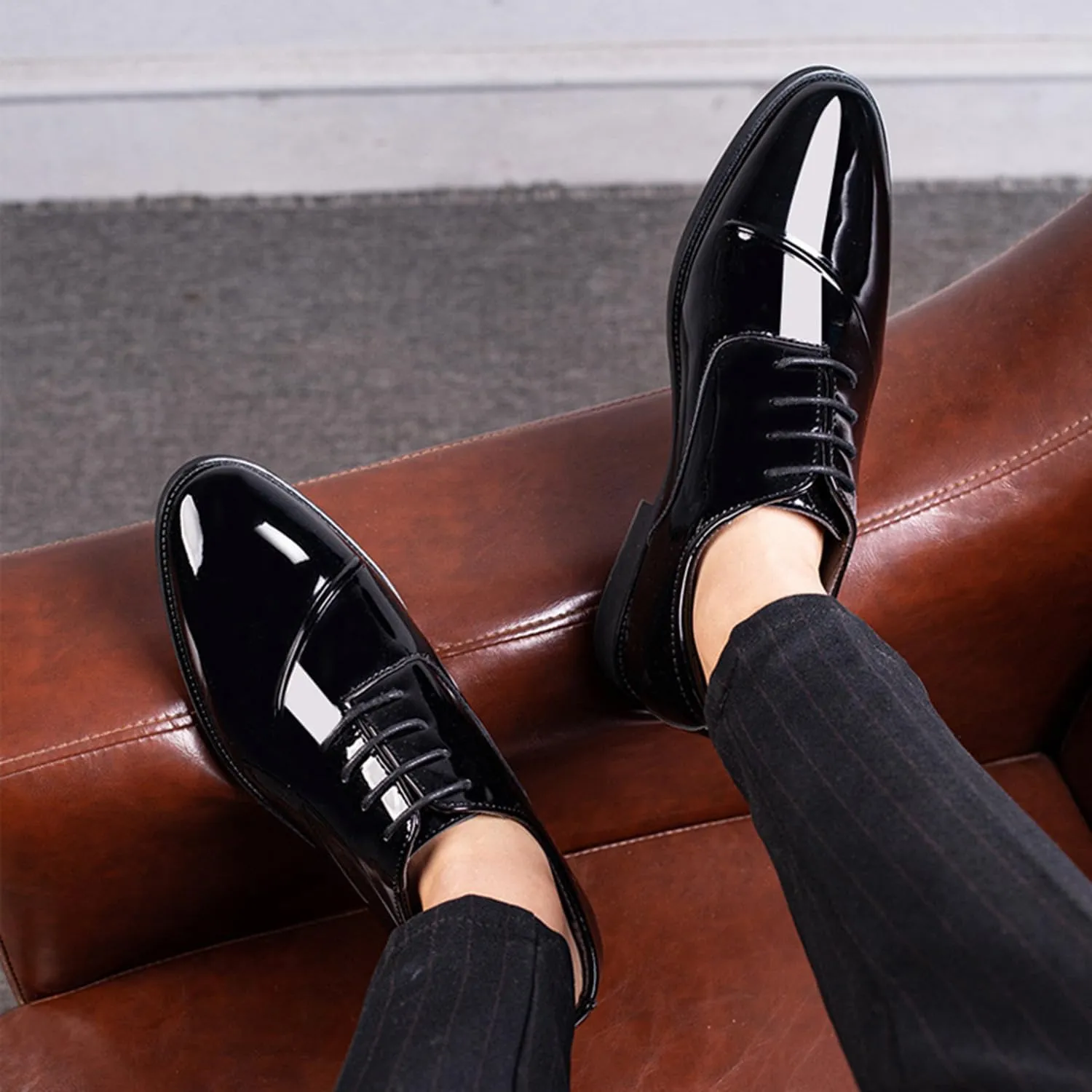 Men's Elegant Patent Leather Dress Shoes Formal Business Oxfords Lace Up Derby Shoes for Weeding Prom Occasions