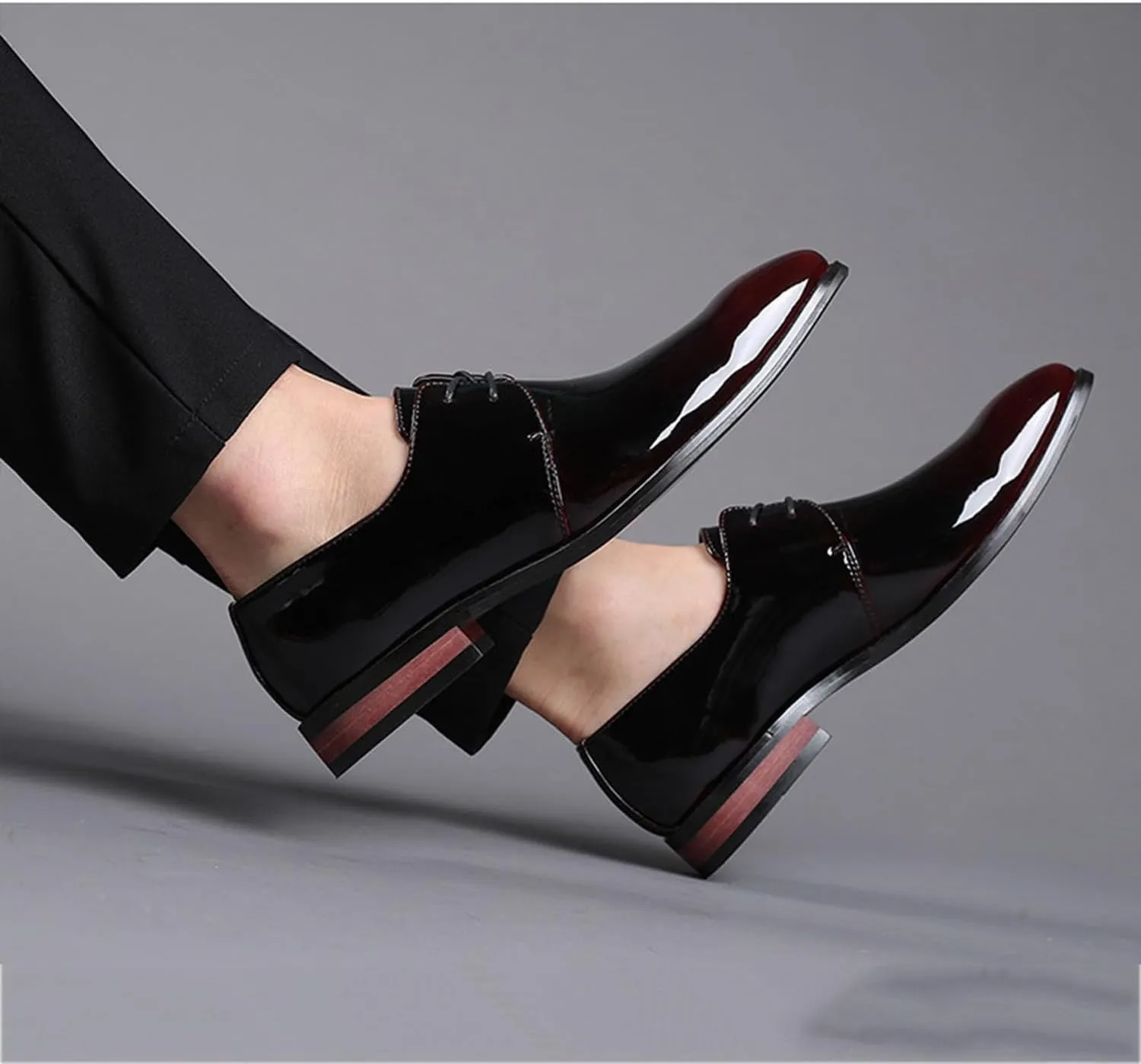 Mens Fashion Patent Leather Shoes Lace Up Formal Business Derby Shoes Wingtip Shiny Flat Formal Dress Shoes