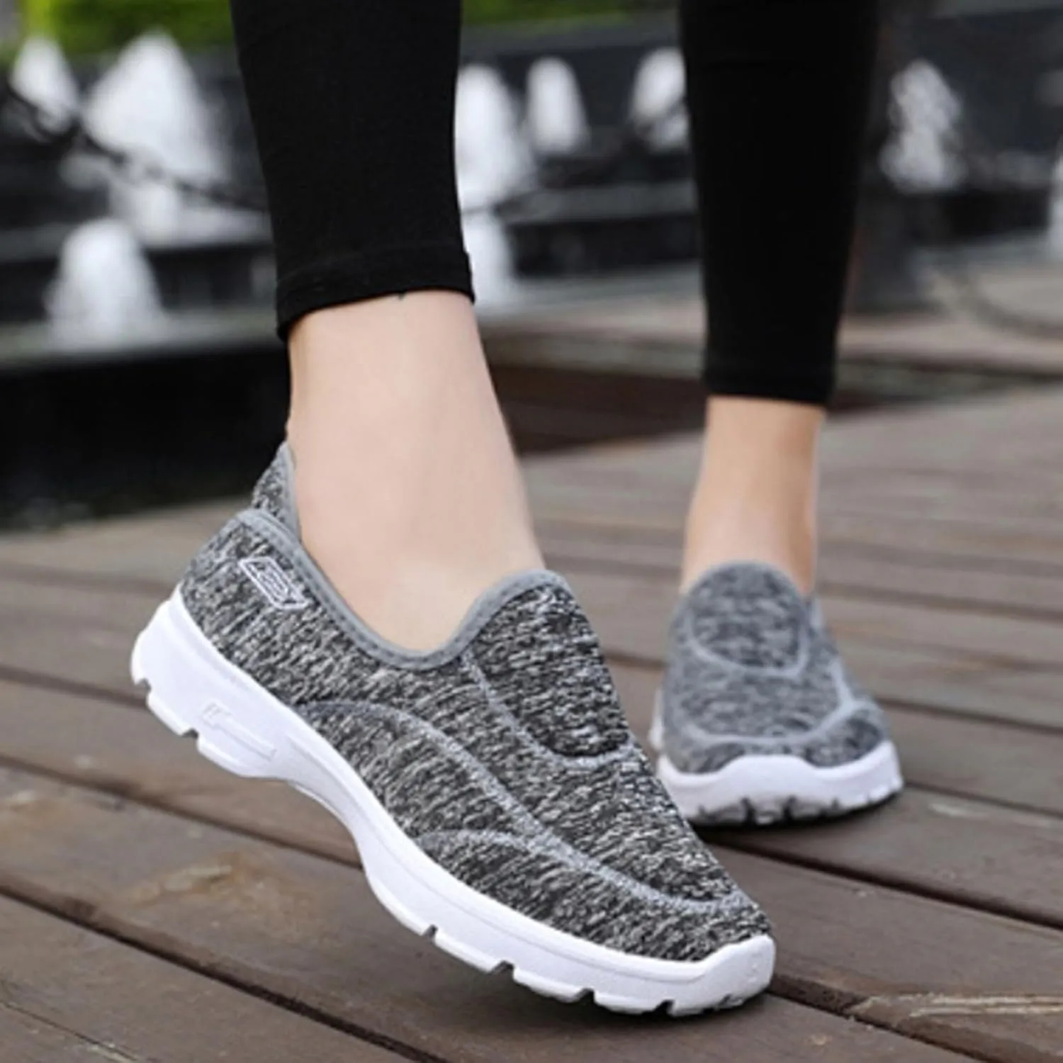 Men's Orthopedic Comfortable Slip-On Shoes Comfortable Lightweight Casual Walking Shoe Supportive Walking Shoes