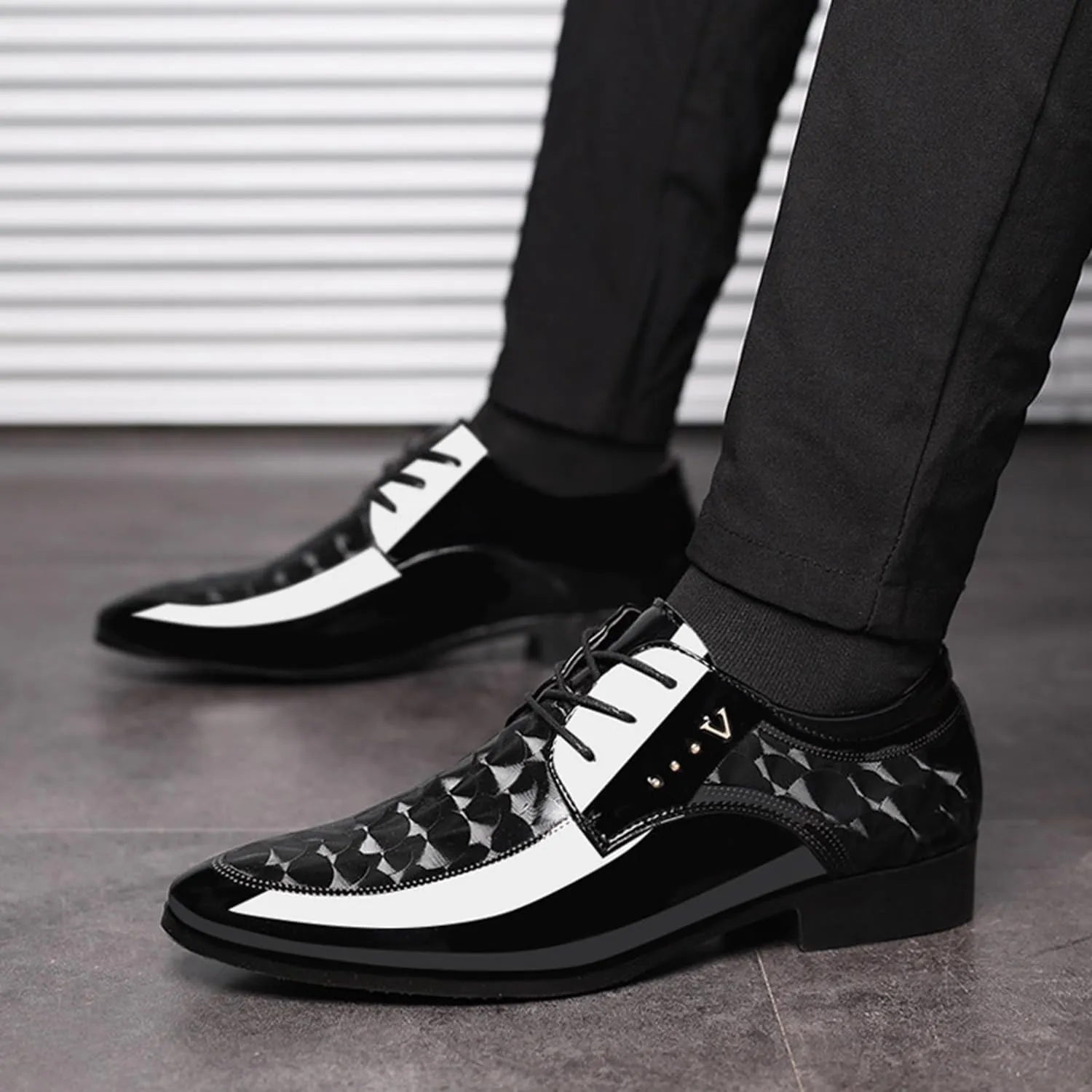 Men's Patent Leather Dress Shoes Oxfords Formal Business Derbys Classic Wedding Shoes Suit Tuxedo Shoes