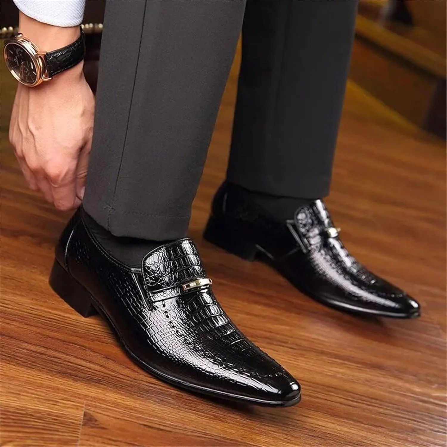Mens Retro Business Formal Shoes with Low Heel Non Slip Arch Support Walking Shoe Men Comfortable Business Formal Shoes Lightweight Casual Dress Shoe Elegant Dating Weding Slip on Footwear