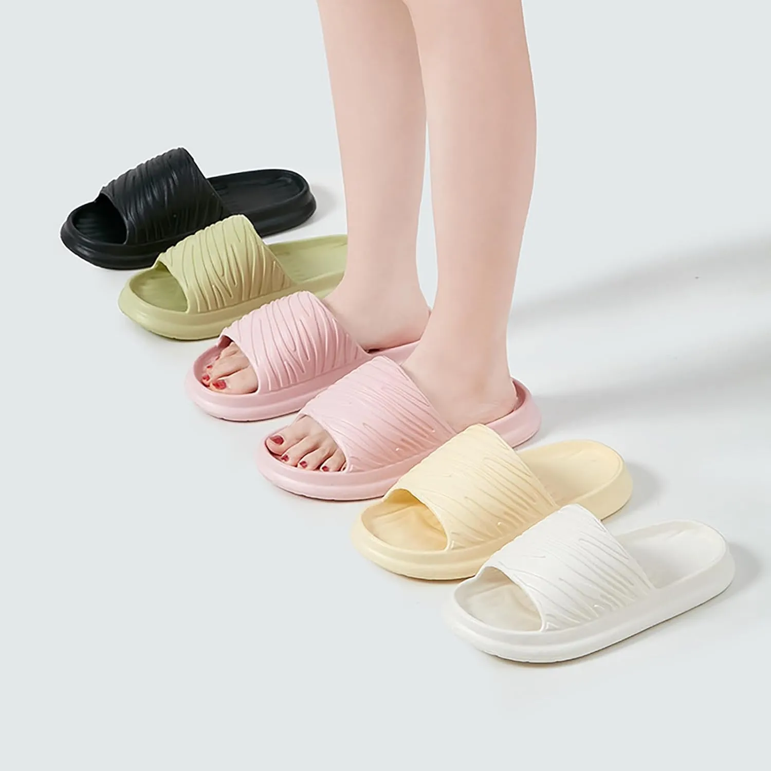 Shower Slippers Ultra Comfort Non-Slip Shower Sandals Indoor and Outdoor Non Slip Quick Drying Cloud Slides for Women with Arch Support