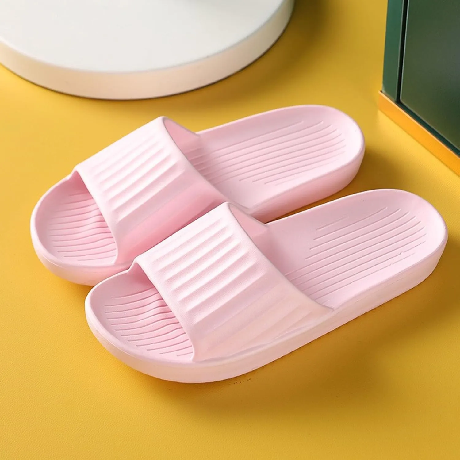 Slipper for Men and Women Indoor Plus Size Slides Bathroom Sandals Pumpkin Slippers for Women Womens Slippers Thong
