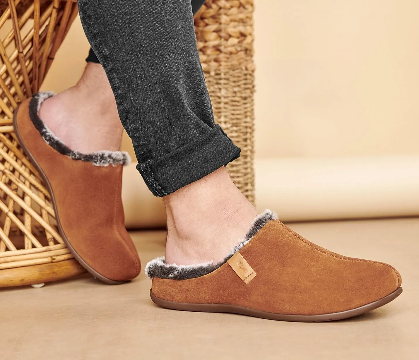 Strive Luxembourg Men's Supportive Slipper