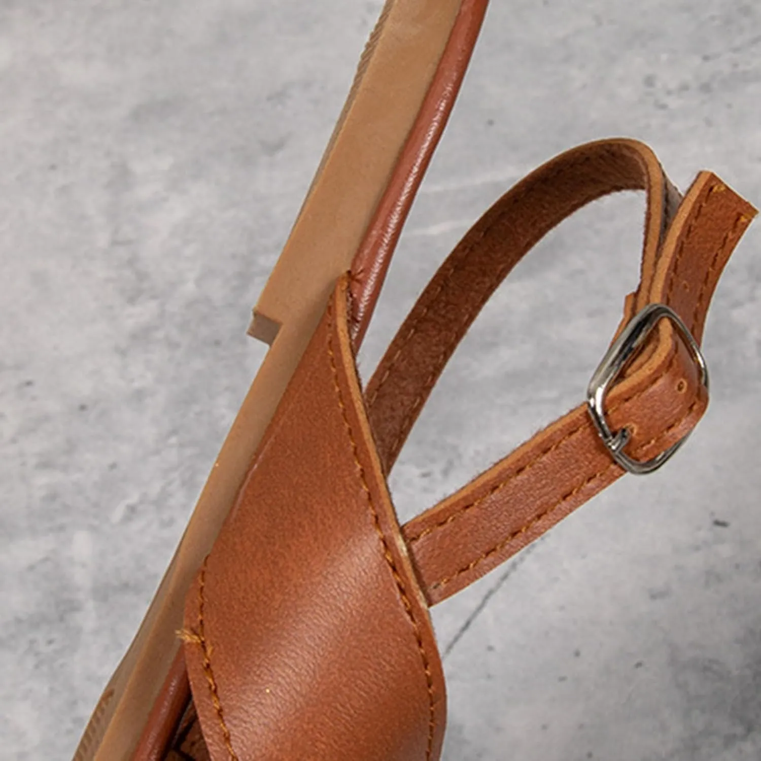 Women's Flat Sandal, Summer Outdoor Beach Sandals with Adjustable Strap Comfort Lightweight Slip on Flats