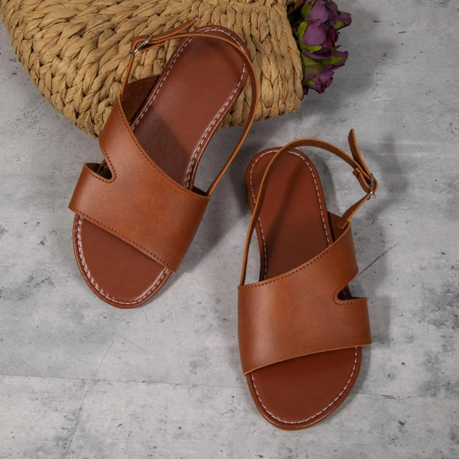 Women's Flat Sandal, Summer Outdoor Beach Sandals with Adjustable Strap Comfort Lightweight Slip on Flats