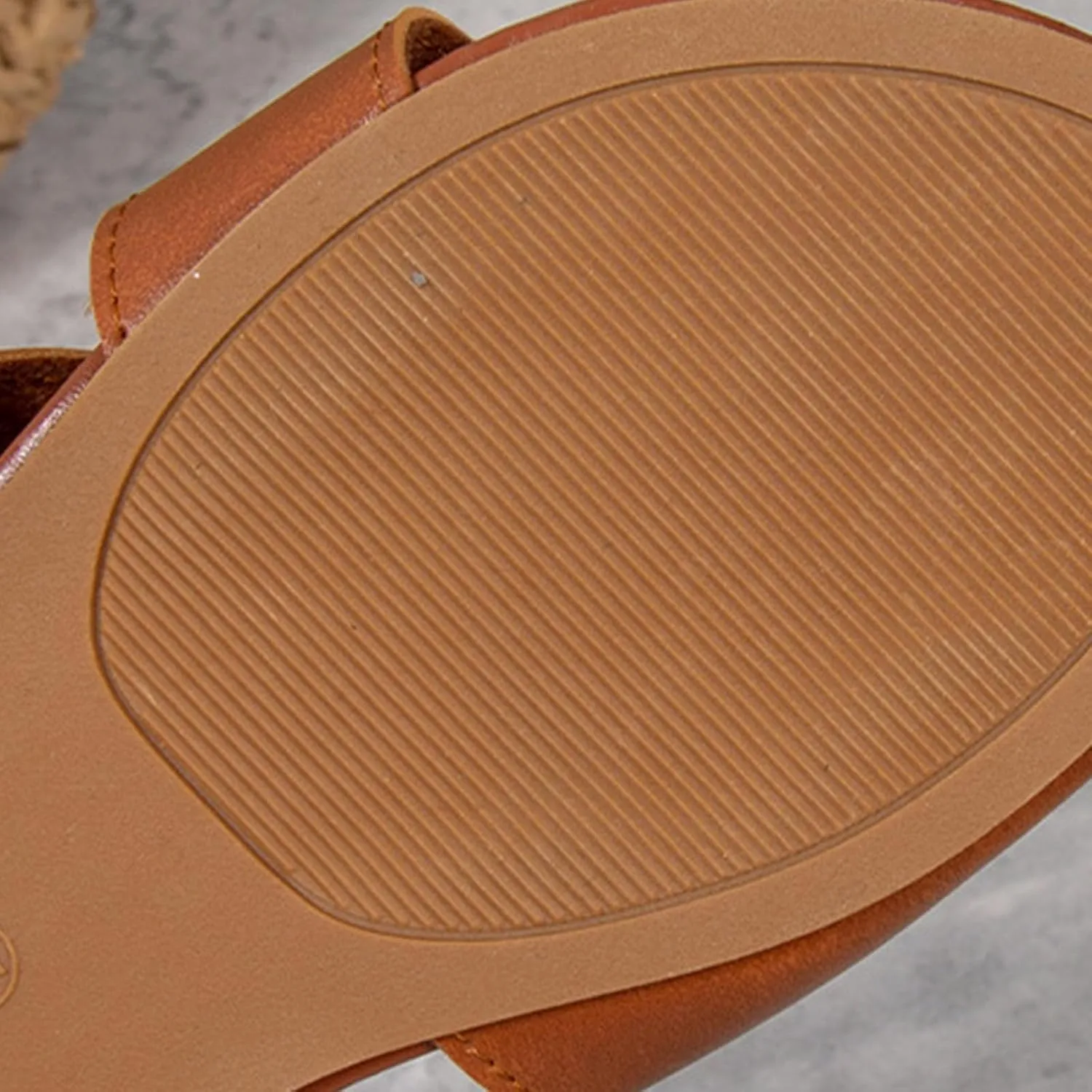 Women's Flat Sandal, Summer Outdoor Beach Sandals with Adjustable Strap Comfort Lightweight Slip on Flats